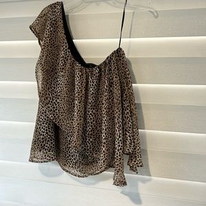 Animal print top